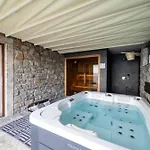 Marigold Villa